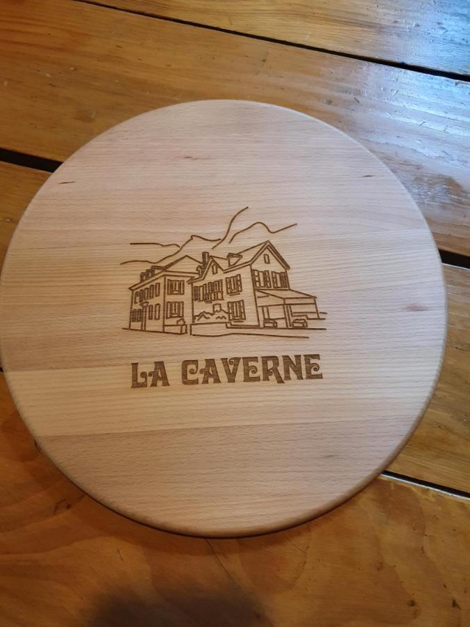 לארונס Auberge La Caverne מראה חיצוני תמונה